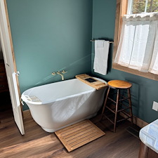 Custom-Designed-and-built-Mountain-vacation-Home-in-Black-Mountain-NC 6